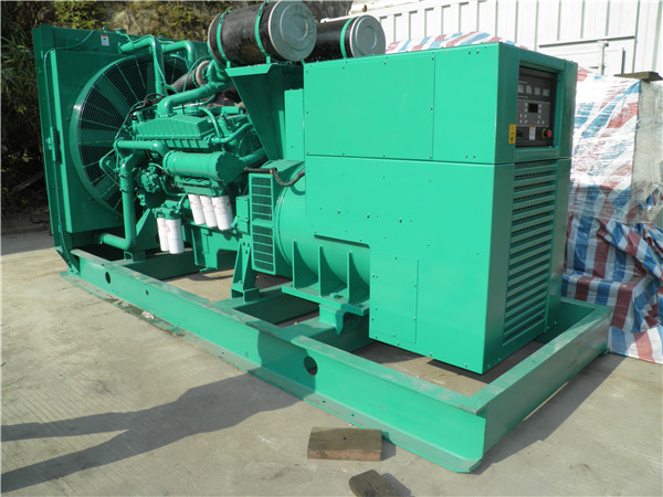凭祥出租发电机-进口柴油发电机组与国产柴油发电机组的区别