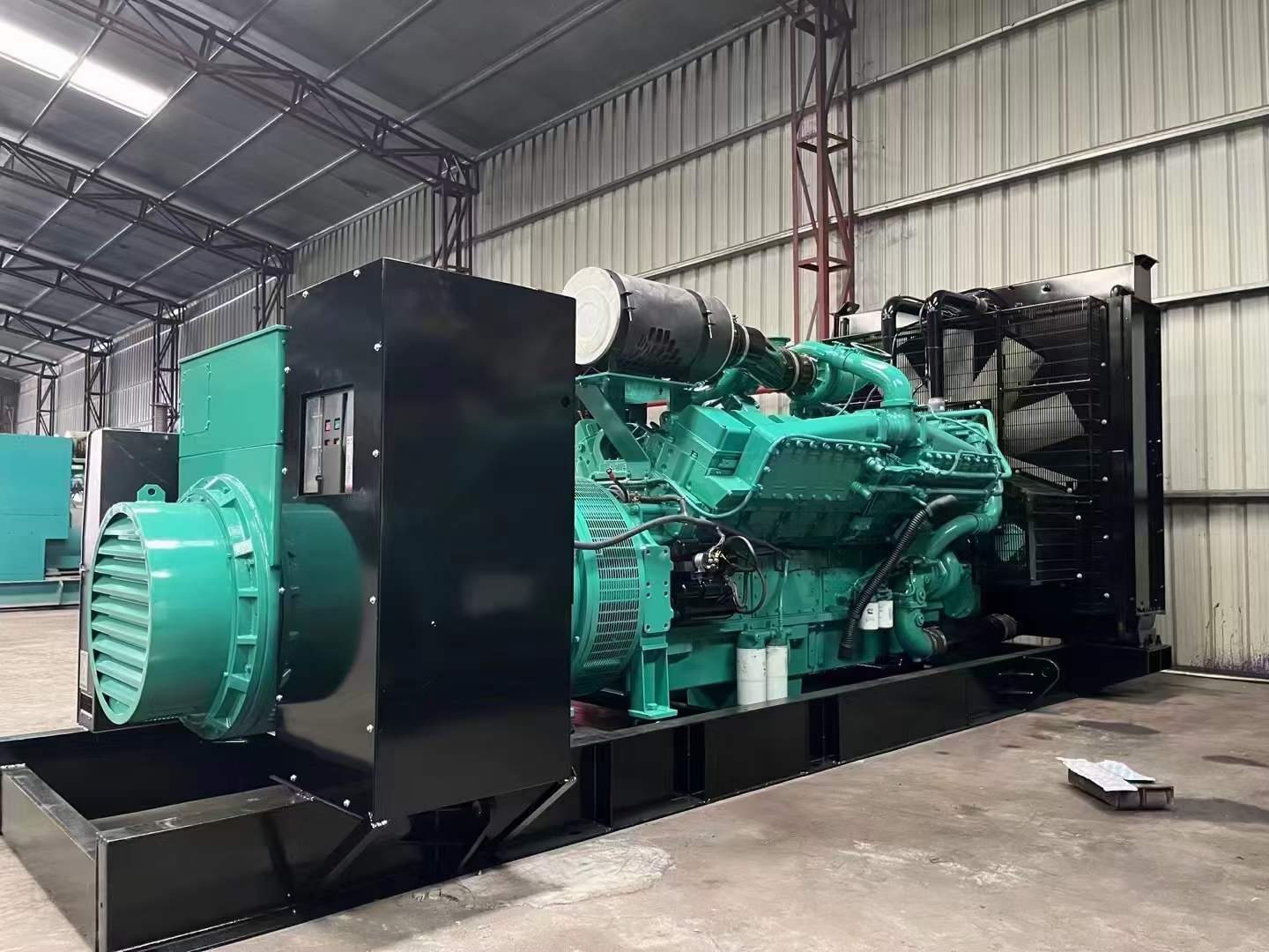 凭祥如何降低 800kW 柴油发电机输出电流的波动？
