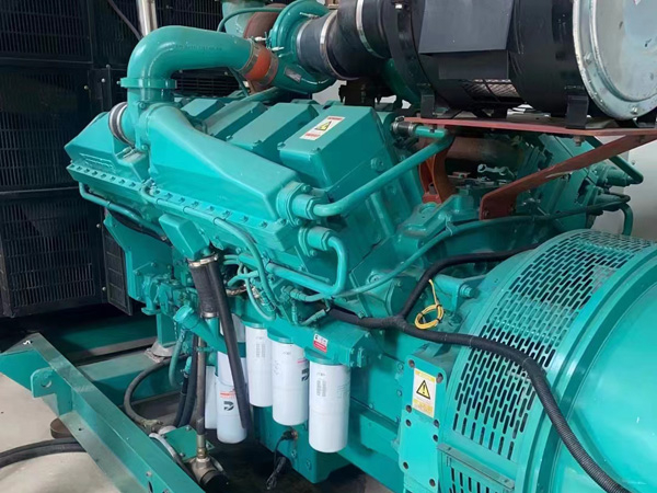 凭祥更换100kW柴油发电机组机油时，需要注意哪些事项？